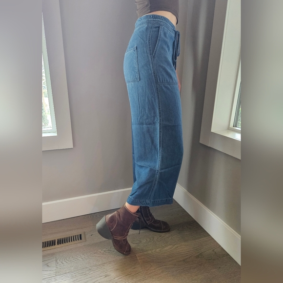 Bundle 5/$30 Wide leg jeans - Picture 3 of 10